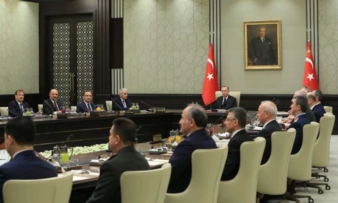 «Κυκλώνουν» Καστελόριζο για άσκηση με πραγματικά πυρά οι Τούρκοι – Ο επικεφαλής της SADAT στοχοποιεί Αιγαίο και ελληνικά νησιά